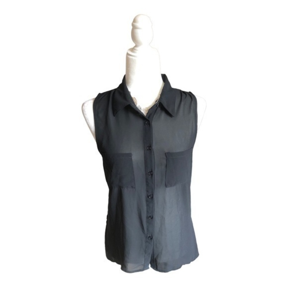 NWOT Sheer Hi-Low Sleeveless Buttondown Tunic